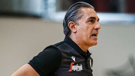 EuroLeague - Virtus, Scariolo "Alla sconfitta si aggiunge l'infortunio di Abass"
