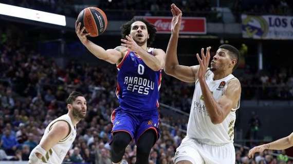 EuroLeague - Anadolu Efes: Larkin e Pleiss sbancano Madrid
