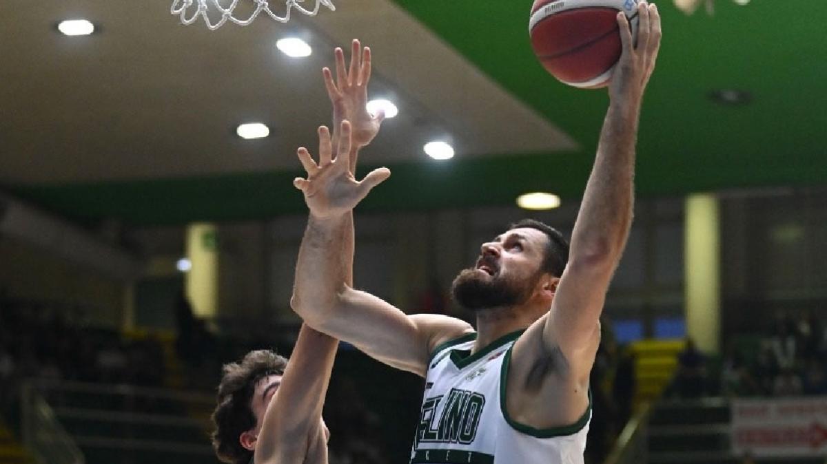 A2 - Mezzogiorno di fuoco al PaladelMauro tra Avellino Basket e Valtur Brindisi
