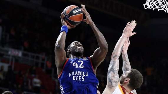 EuroLeague - Derby in Turchia: Anadolu Efes affossa il Galatasaray