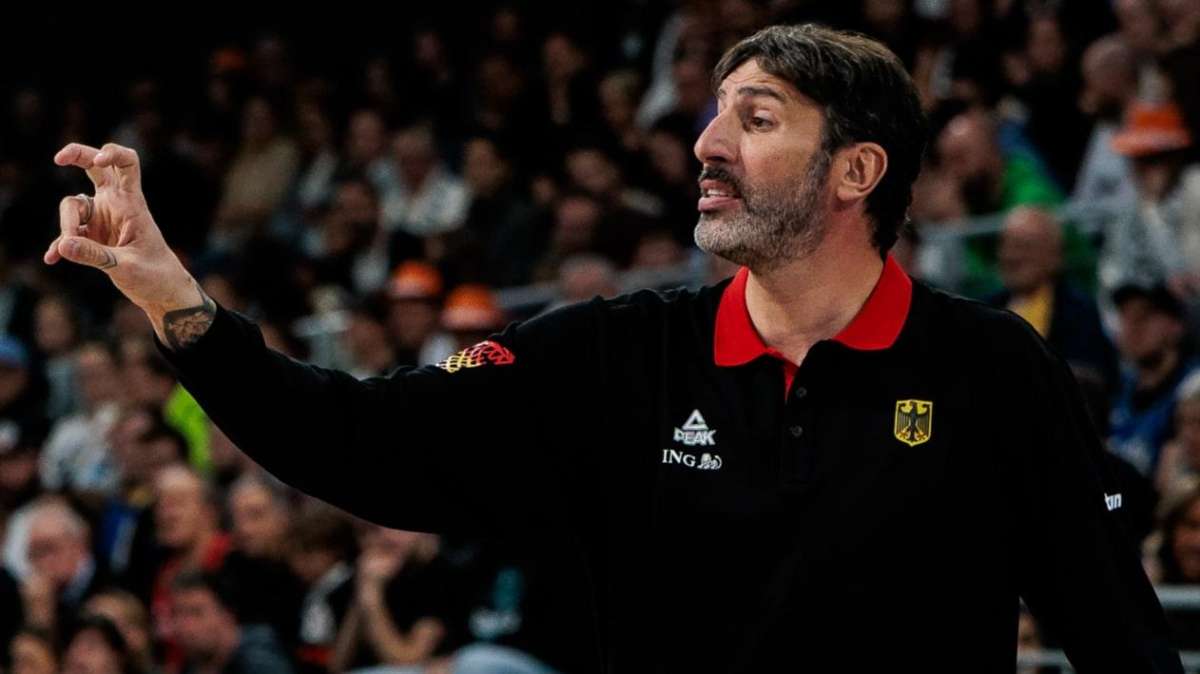 La battaglia di Alex Mumbrù: è ricoverato da un mese e ha perso 16kg