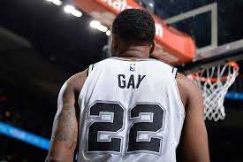 NBA - San Antonio: Rudy Gay fuori uso per infortunio al polso