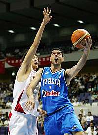 Non basta l'Italia NBA