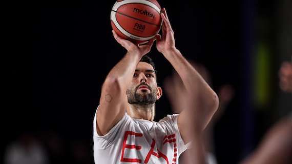 LBA - Olimpia, capitan Ricci: «Vogliamo vincere la Supercoppa. I nuovi arrivati forti e atletici»