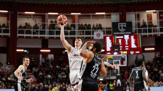 LIVE LBA - Trapani Shark vs Aquila Trento, diretta (81-71 al 27')