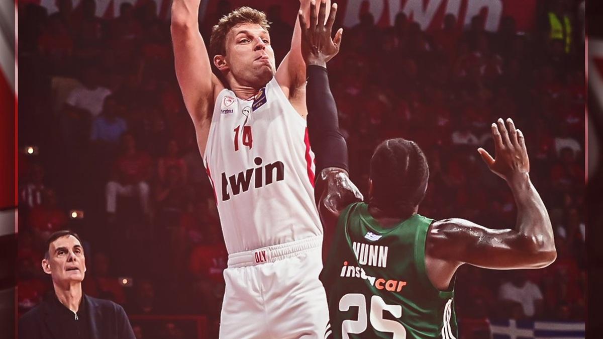 Vittoria Olympiacos in gara 1 sul Panathinaikos combattuta e contestata