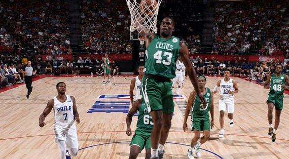 NBA Summer League - Tacko Fall debutta e i Celtics regolano Philadelphia