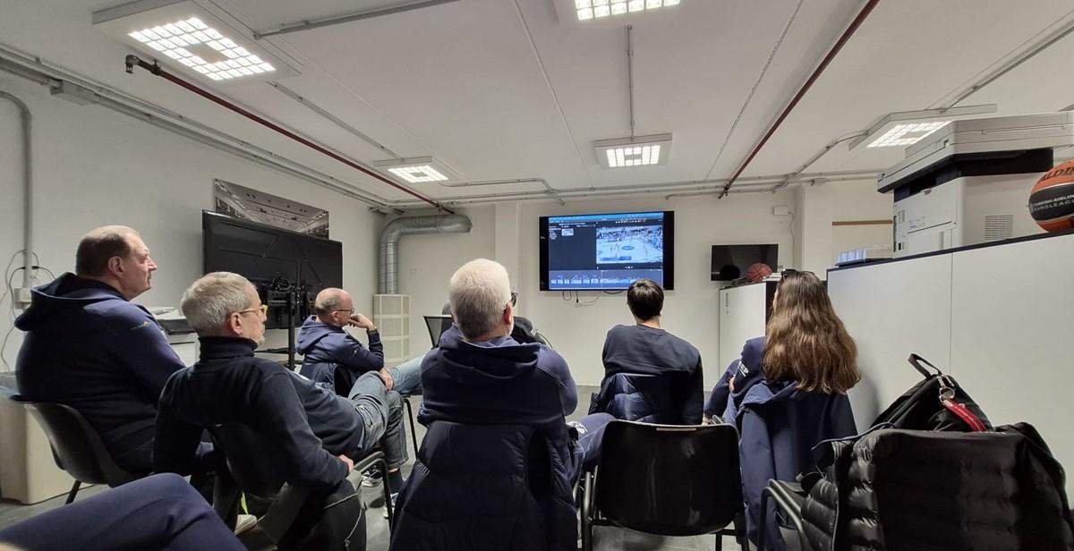 A2 F - Lo staff tecnico dell’Alpo Basket ospite dell’Aquila Trento