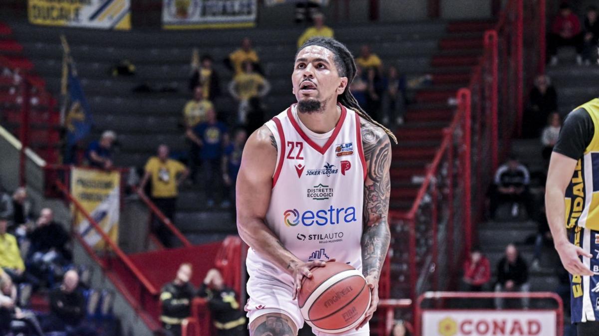 A2 - Estra Pistoia Basket, risoluzione consensuale con Jazz Johnson
