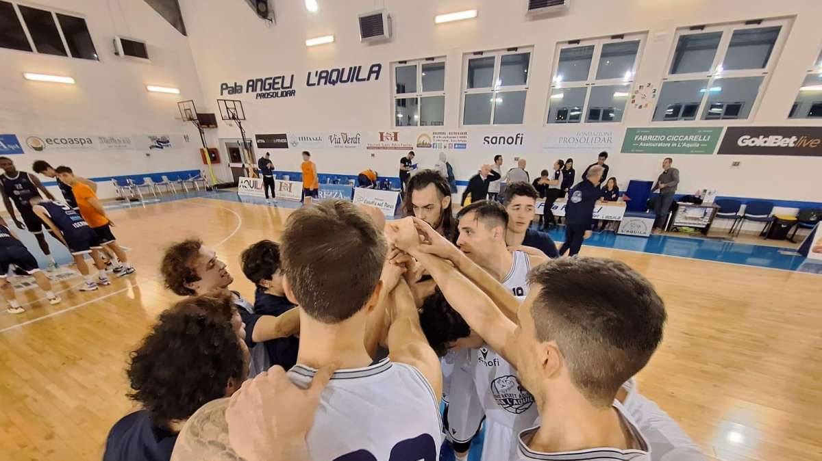 Serie B - Nuovo Basket Aquilano: preziosa vittoria sulla Fortitudo Isernia