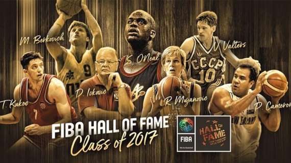 FIBA - Shaq and Kukoc with Dream Team in 2017 Hall of Fame