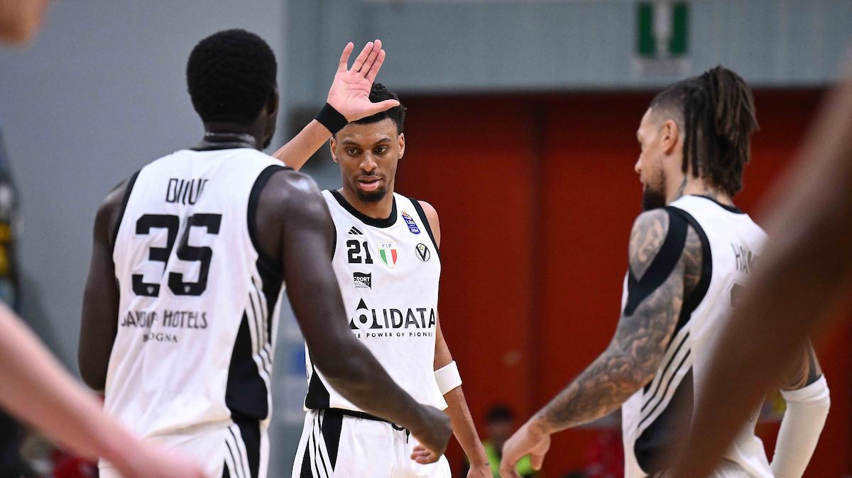 Il mix tra giovani e veterani della Virtus Bologna lascia il segno a Cremona: gli highlights