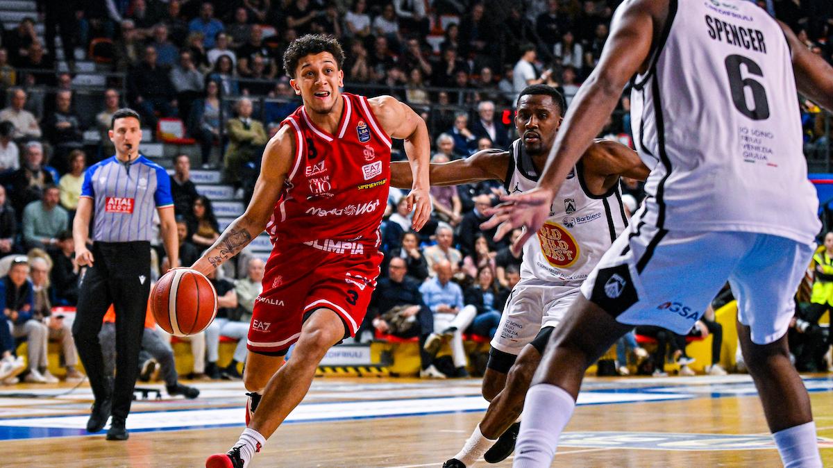 Il Messaggero Veneto: «Udine-Milano, disparità di metro arbitrale è lampante»