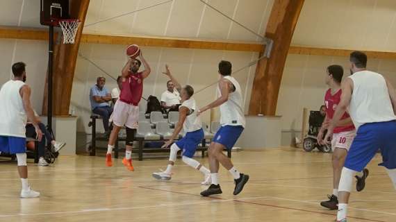 Serie B - Al PalaFauglia Basketball Club Lucca e Pielle Livorno in una bella amichevole