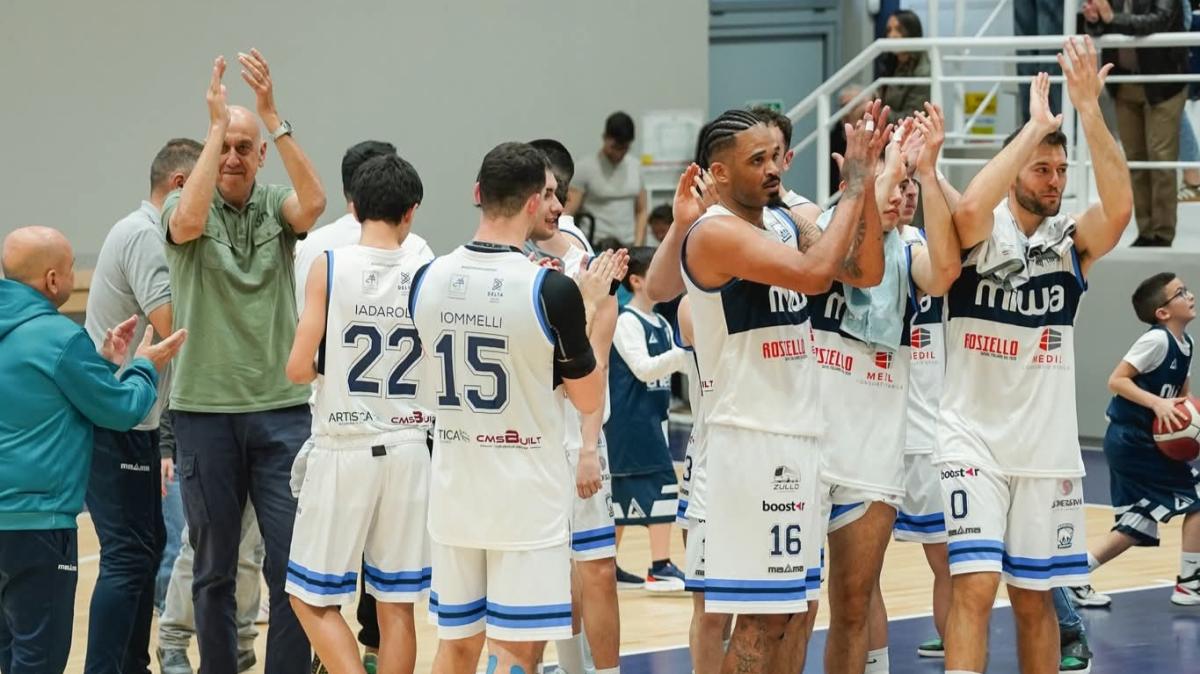 Serie B - La Miwa chiude la stagione regolare sul campo della capolista Carver