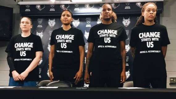 La WNBA sanziona giocatrici schierate contro la violenza, ma la NBA insorge