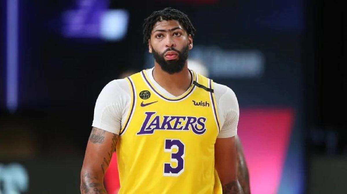 lakers anthony davis rinvia il rientro di altre tre settimane nba