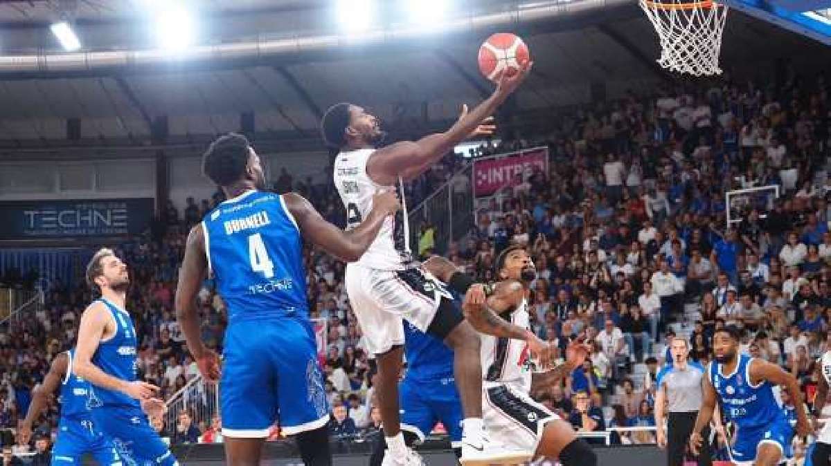 Virtus Bologna, Jaleen Smith in uscita?