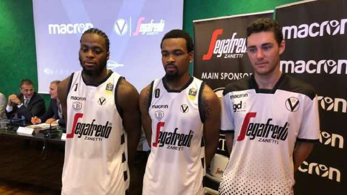 Virtus Bologna, presentate le nuove maglie - Basket Magazine