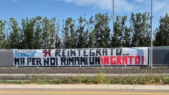 Lo striscione a Zingonia