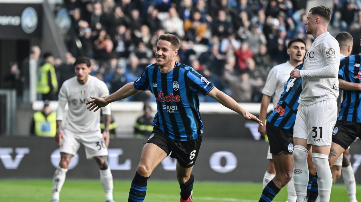 L'Atalanta ribalta il Napoli e tiene vivo il sogno Champions League