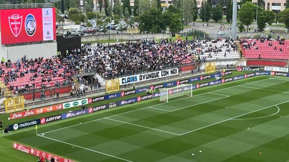 Lo striscione a Monza