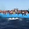 Migranti: si svuota l'hotspot di Lampedusa con 140 trasferimenti