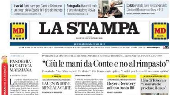 La Stampa: "Giu le mani da Conte e no al rimpasto"
