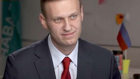 Berlino, Navalny su Instagram: "Respiro da solo e mi mancate"