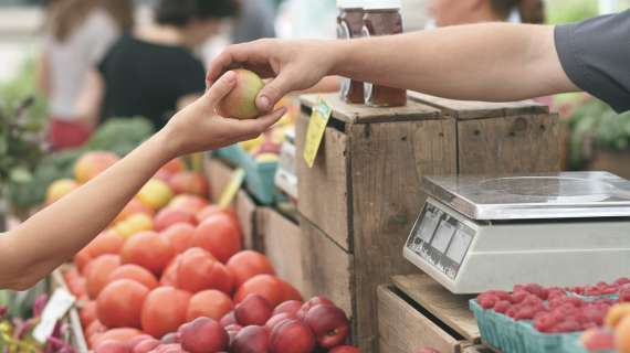 Alimentare, Consumerismo: abbondano nei mercati i prodotti primaverili