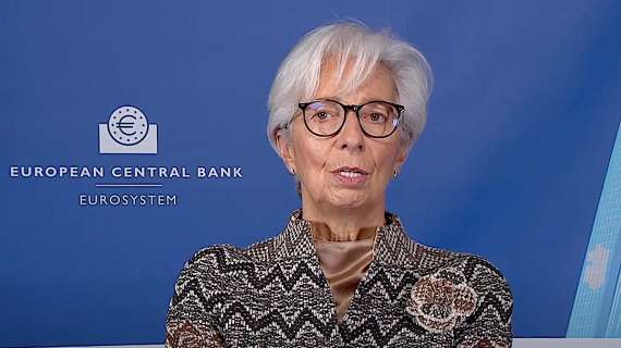 Lagarde: "Aumento dei tassi di interesse potrebbe aver raggiunto un picco, ma non ci saranno riduzioni a breve"