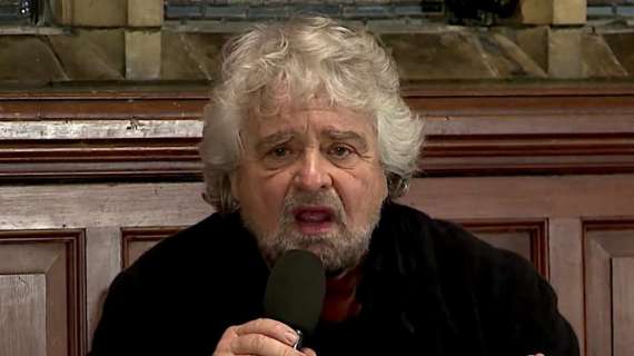 Beppe Grillo cita Ferrari: "Virginia, Roma non ti merita..."