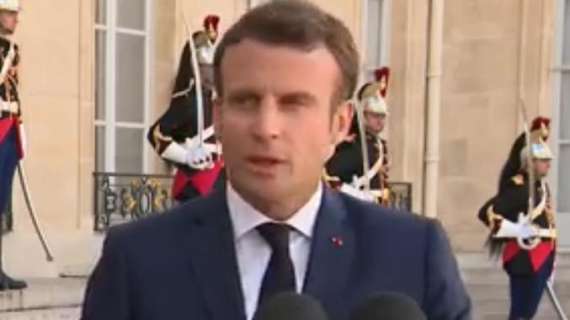 Ucraina, Macron: "Francia e Turchia continueranno nei loro sforzi per permettere l'esportazione del grano"