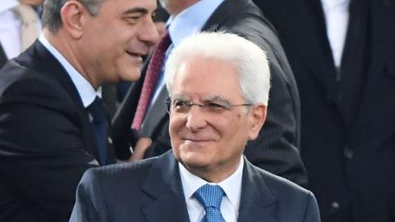 LIVE PN - Il Presidente Mattarella ha lasciato l'Altare della Patria 