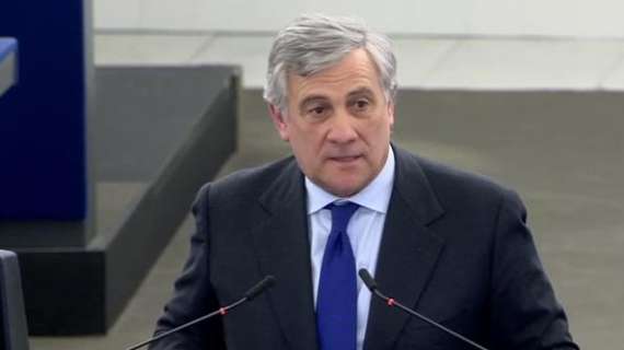Tajani dice addio a Strasburgo: “Emozione lasciare dopo 28 anni”