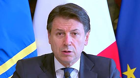 Ucraina, Conte: "Non è con armi che porteremo pace in Ue"