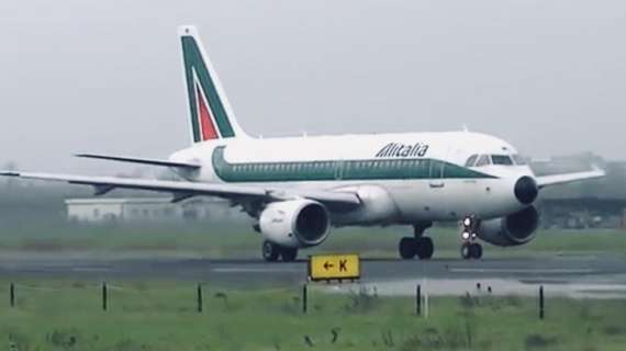 Alitalia e altre aziende del trasporto aereo in presidio sotto il Ministero dei Trasporti il 30 giugno 2020