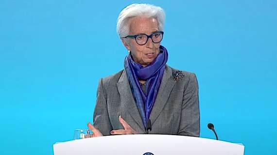 UE, Lagarde: "Sistema bancario è forte è stabile. Ma pronti a intervenire se necessario"
