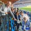 Sampdoria Club Luca Vialli e Bobby Gol, sciarpa al Ferraris alla mamma di Gianluca