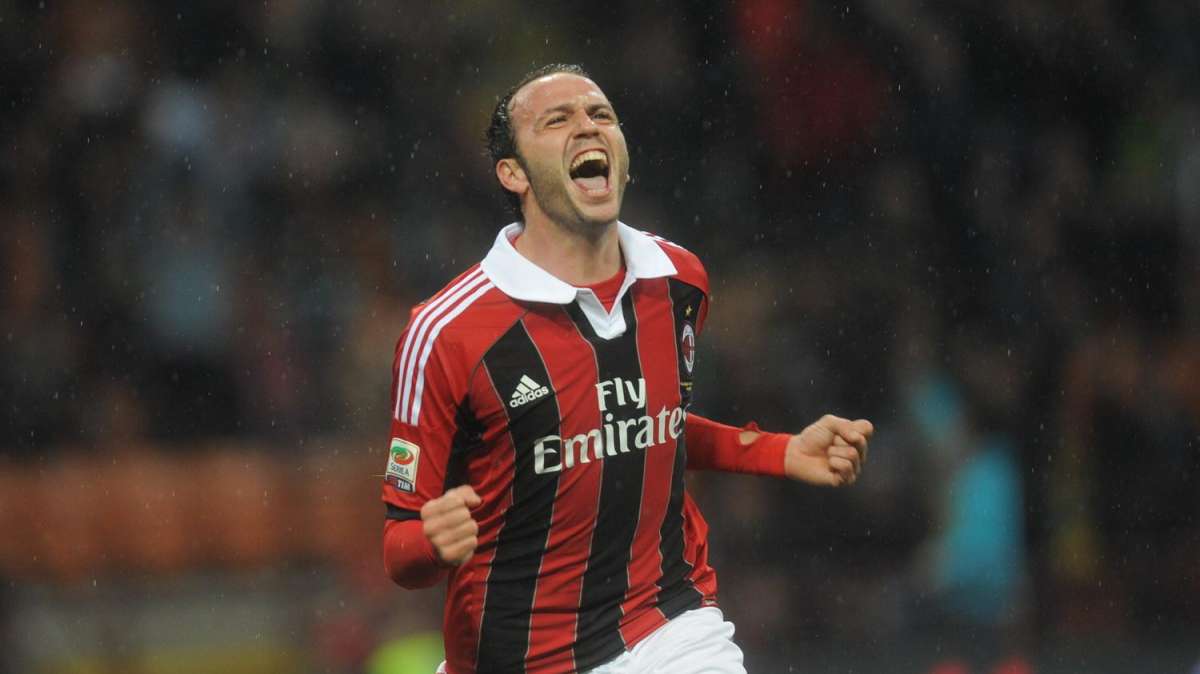 Pazzini: "Voglio tornare in campo il prima possibile!"