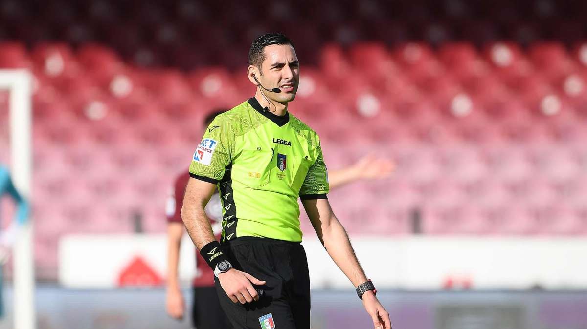 Lazio - Sampdoria sarà arbitrata da Colombo. Abbattista al VAR