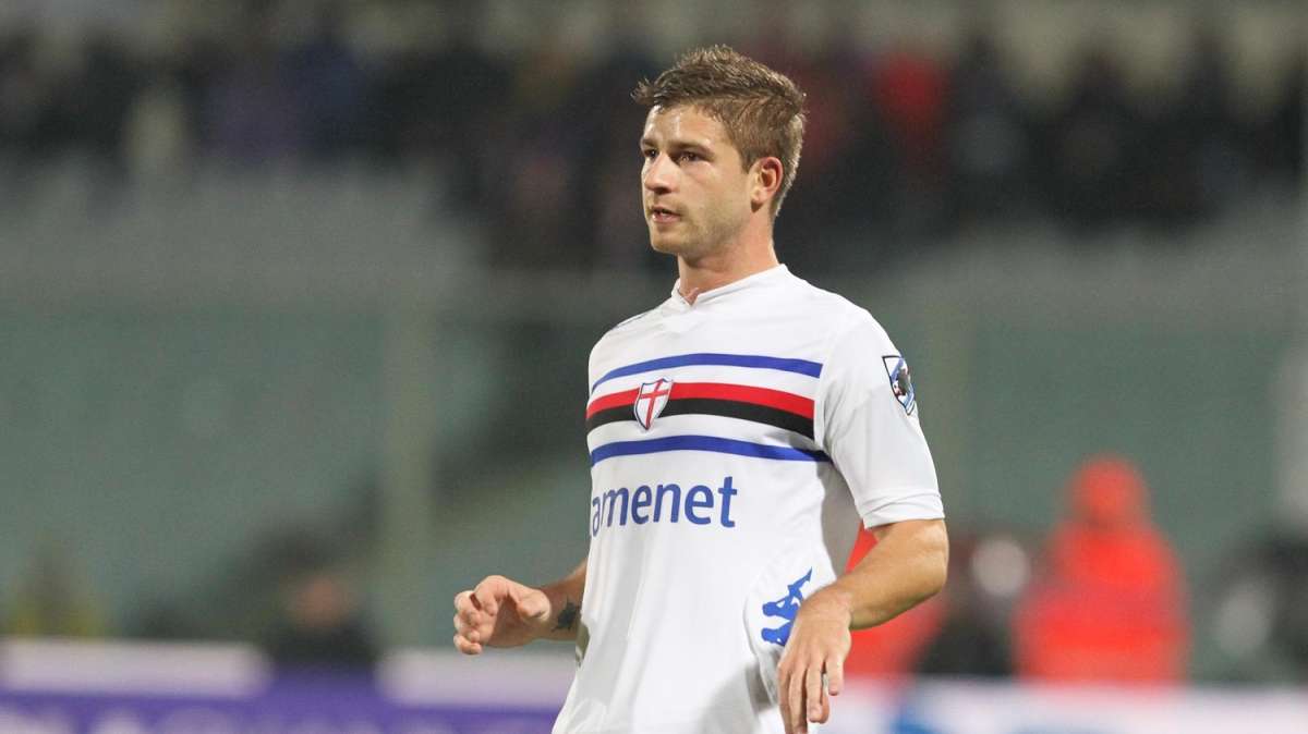 La maglia di Berardi all'asta su Etwoo