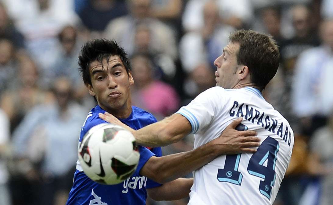 Photogallery Sampdoria - Napoli: duello tra Estigarribia e Campagnaro