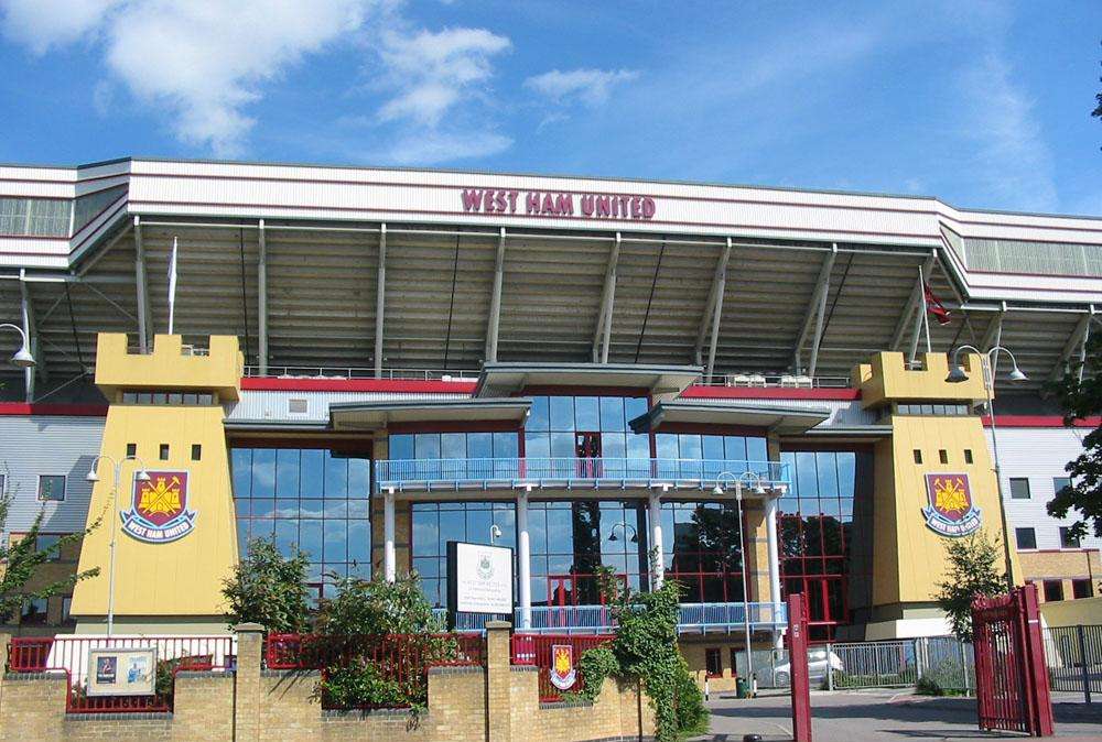 La Samp atterra a Londra, alle 18 rifinitura