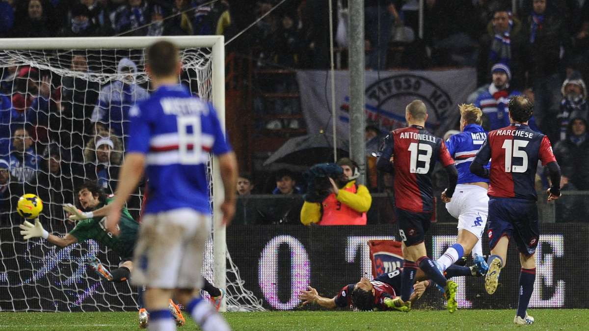 SAMPDORIA MVP: l'incontenibile Maxi Lopez, incubo dei rossoblù