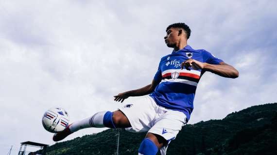 Sampdoria, presentate le nuove maglie 2025 - 2026