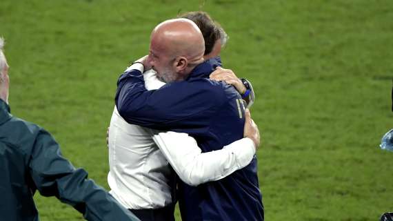 Lino Banfi: "Mancini mi ha fatto piangere con l'abbraccio a Vialli"