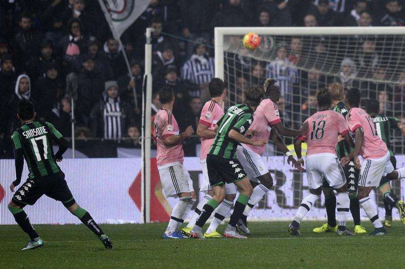Serie A: cadono Juve e Lazio, Fiorentina corsara