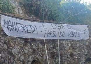 Tifoseria Sampdoria, a Bogliasco un altro striscione "61": "Manfredi, è l'ora di farsi da parte"
