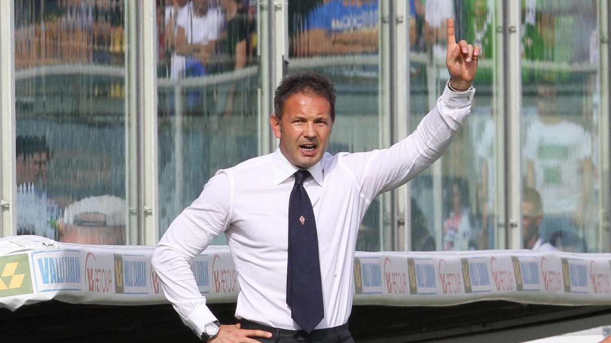 Mihajlovic al lavoro tattico sulla difesa viola